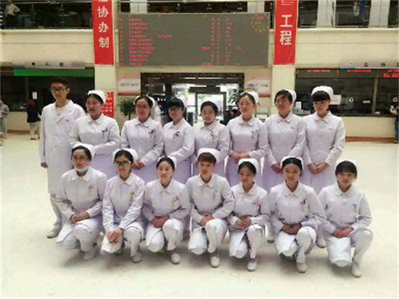 我校16屆學生于徐州市婦幼保健院實習一覽